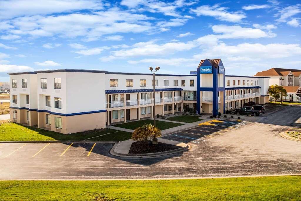 hotel image 12