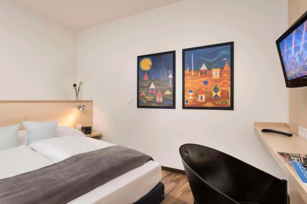 hotel image 10