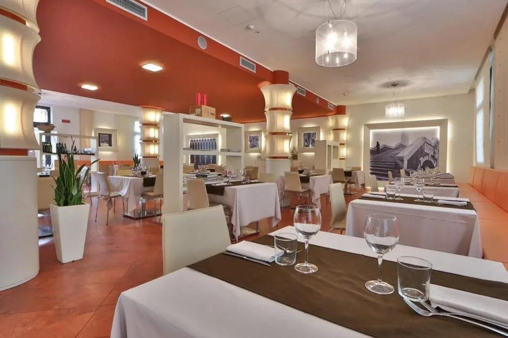 hotel image 32