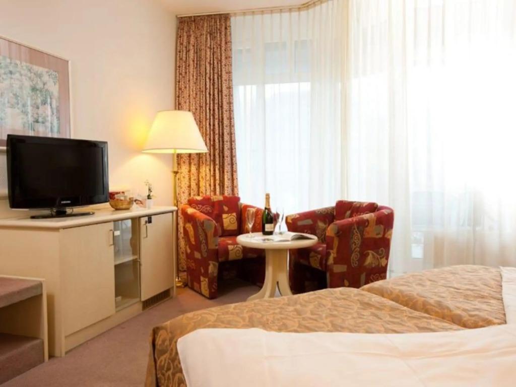 hotel image 10