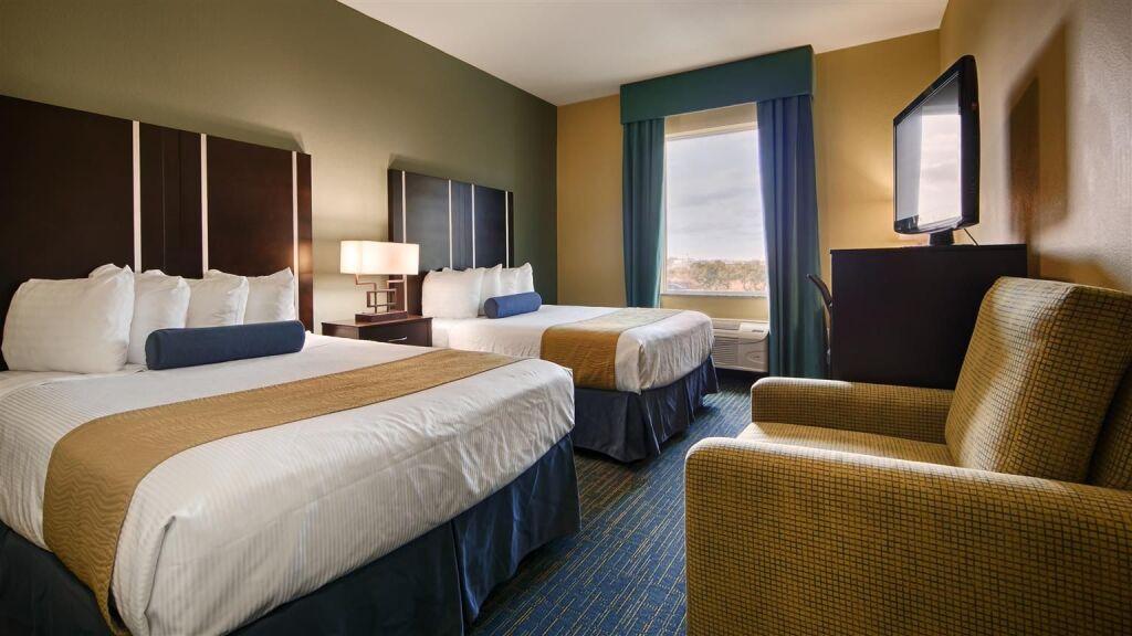 hotel image 10