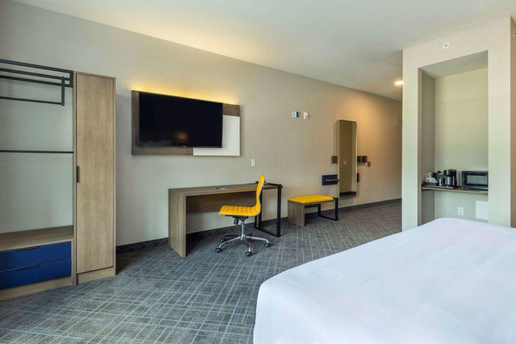 hotel image 10