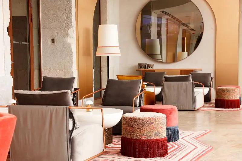 hotel image 12
