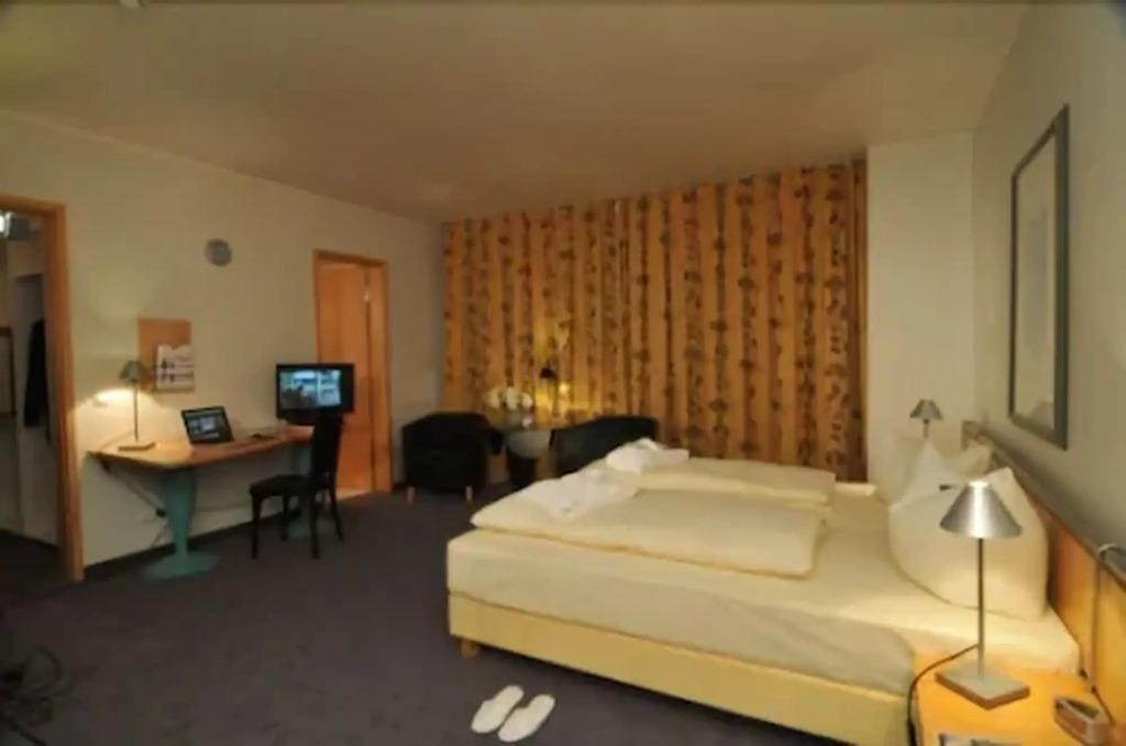 hotel image 16