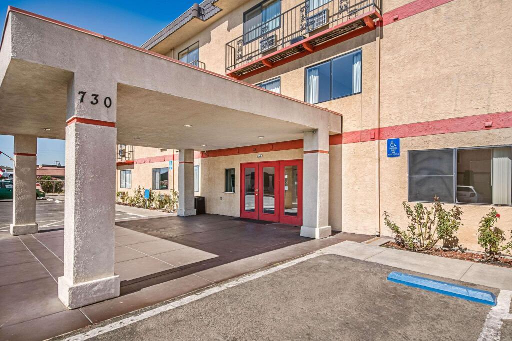 hotel image 10