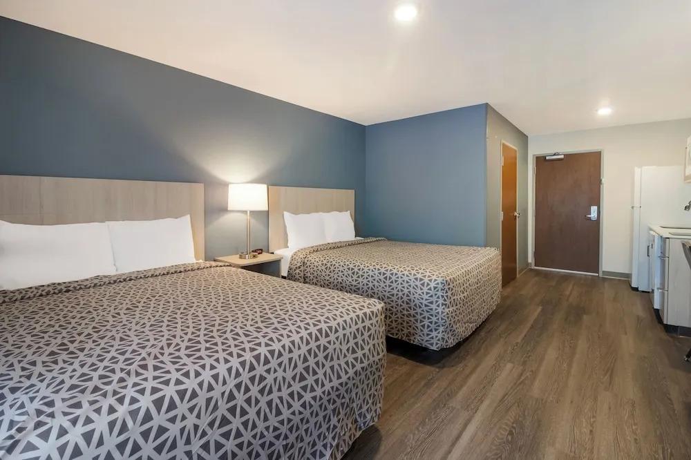 hotel image 16