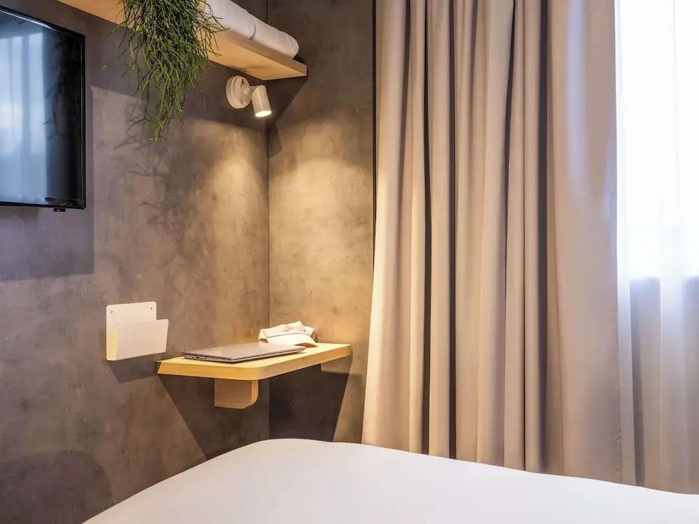 hotel image 9