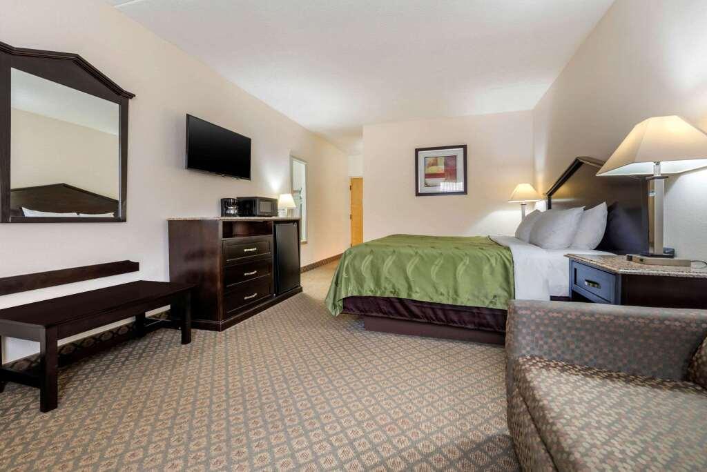 hotel image 10