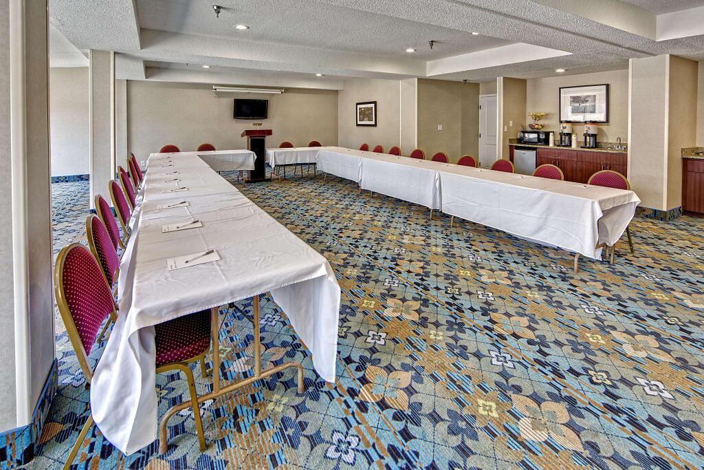 hotel image 16