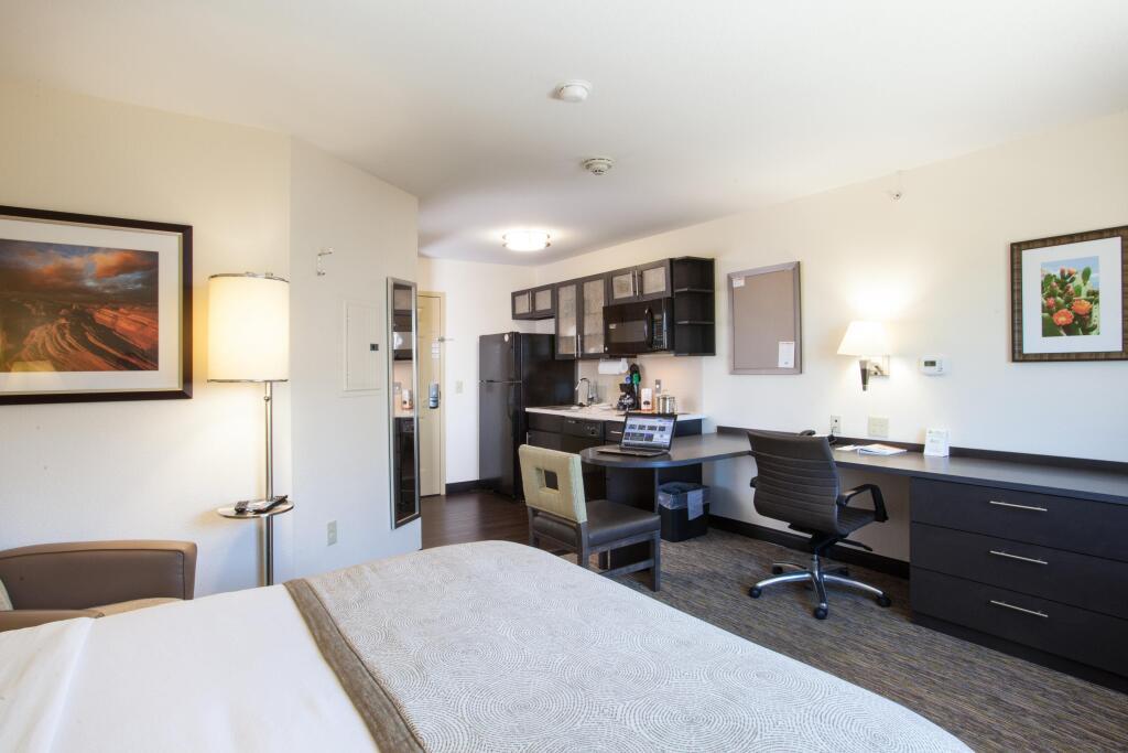 hotel image 8