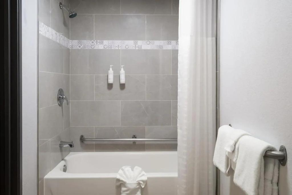 hotel image 16