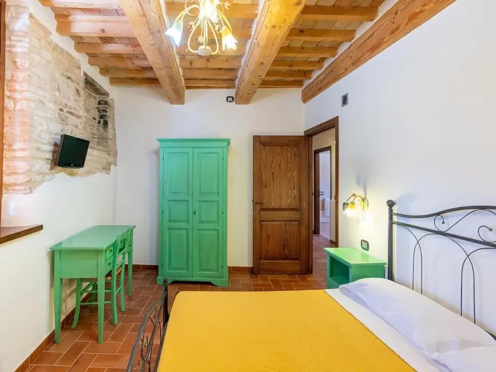 hotel image 9