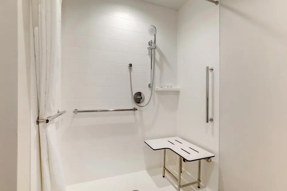 hotel image 16