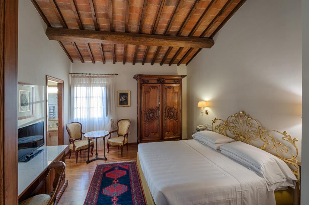 hotel image 16