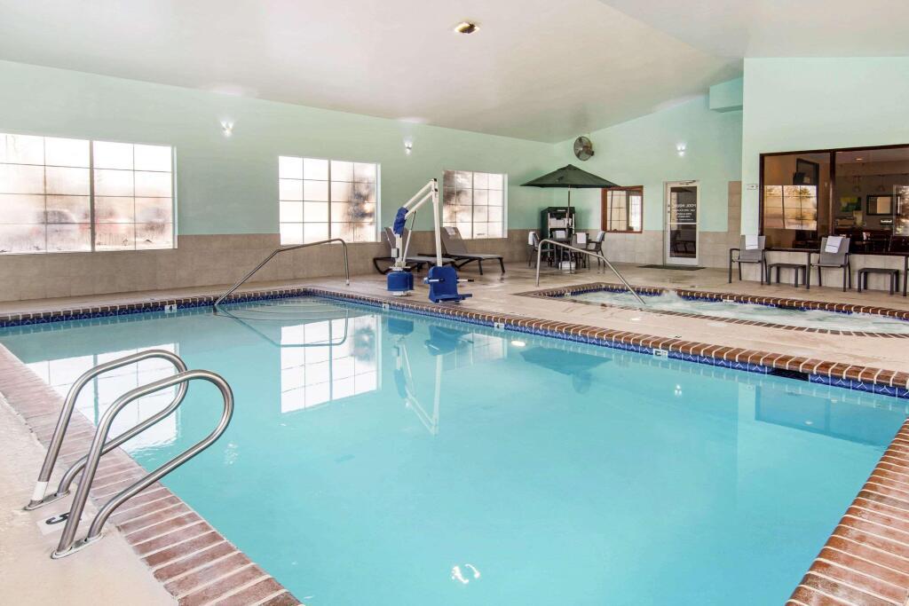 hotel image 13