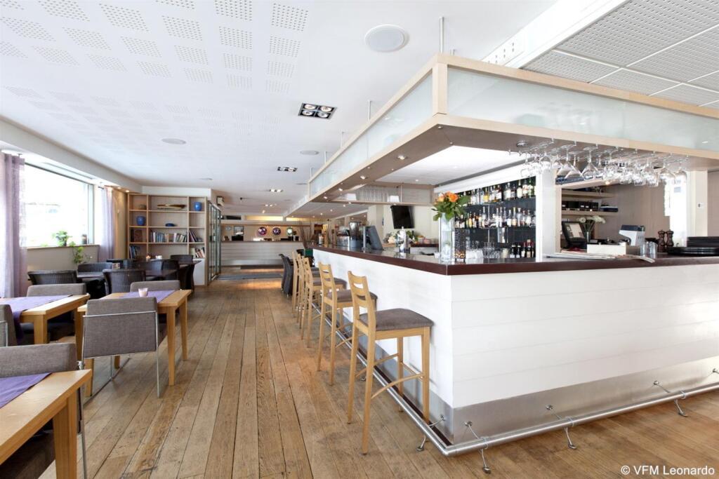 hotel image 10