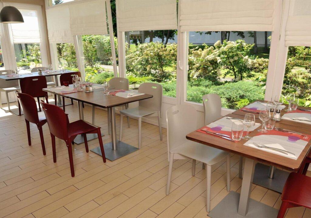 hotel image 9