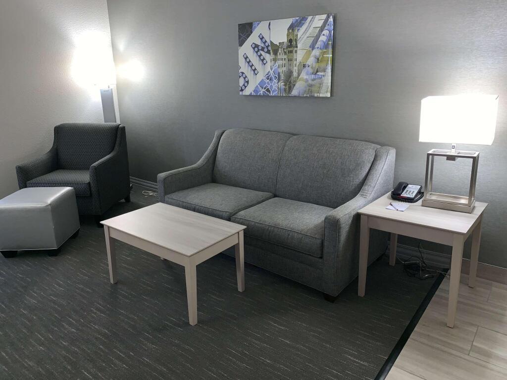 hotel image 36