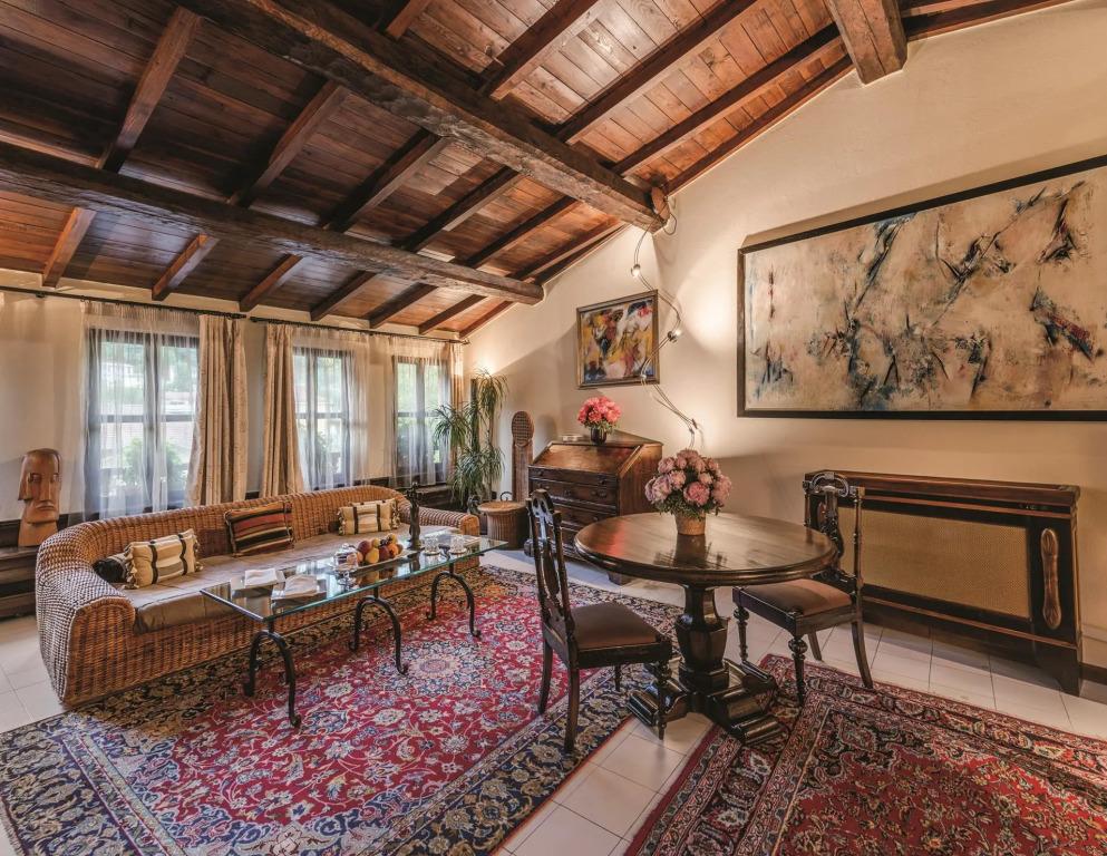 hotel image 13