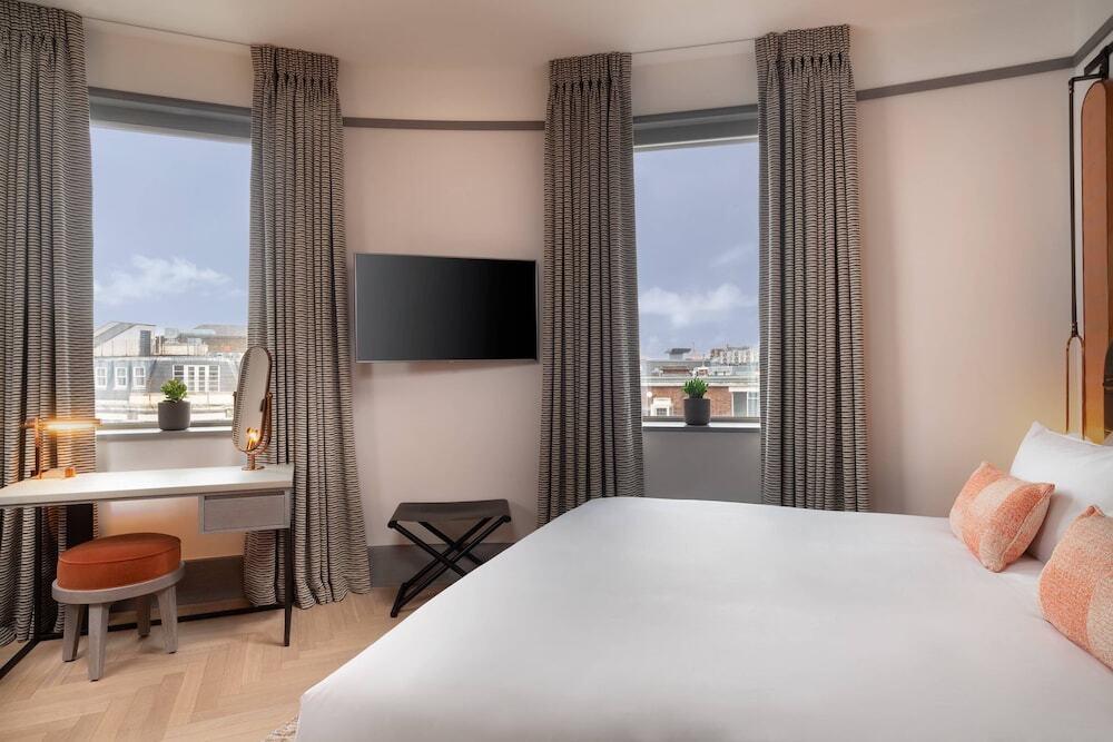 hotel image 16