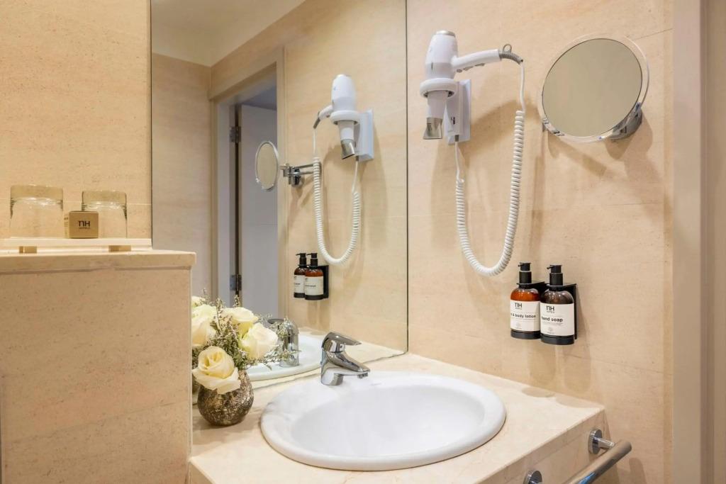 hotel image 35