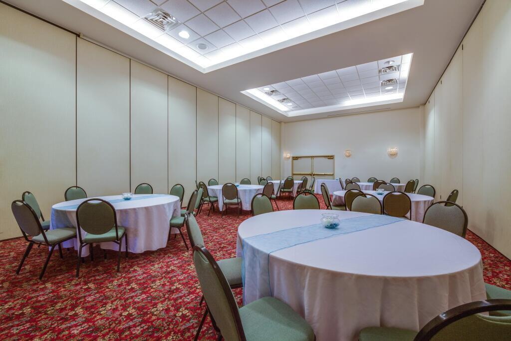 hotel image 16