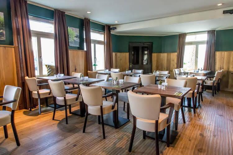 hotel image 10