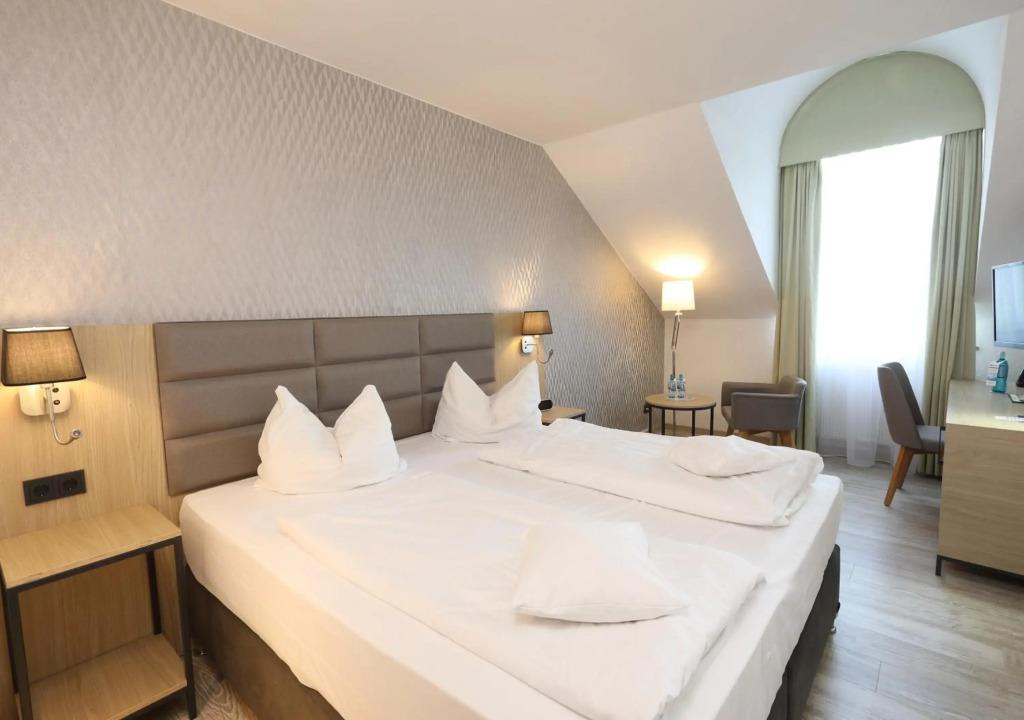hotel image 12