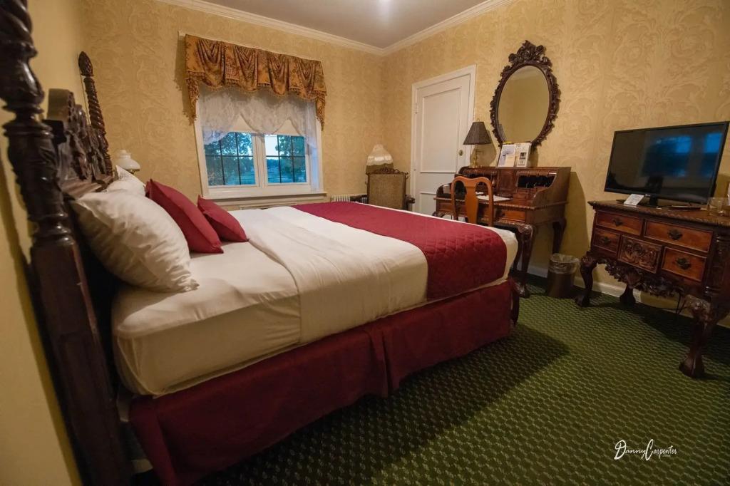 hotel image 13
