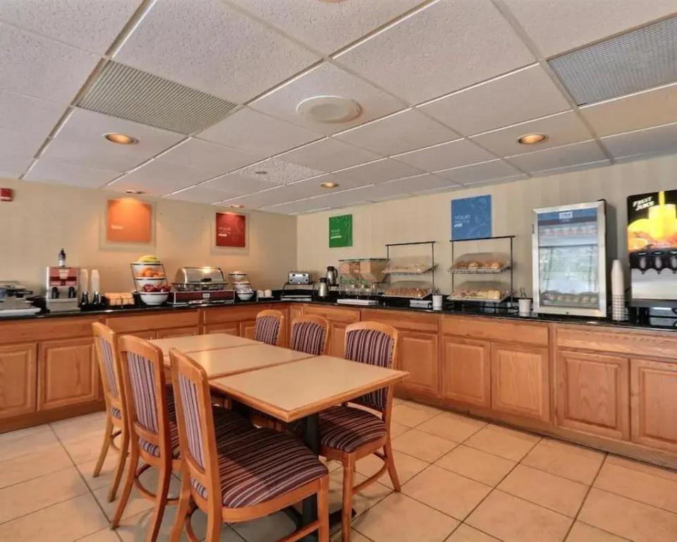 hotel image 10