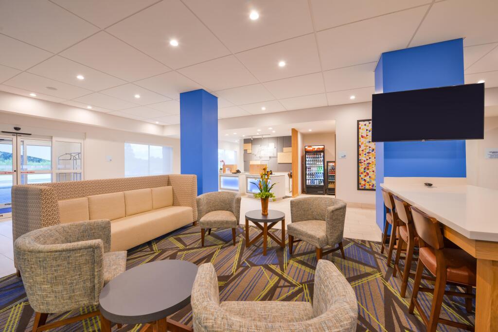 hotel image 16