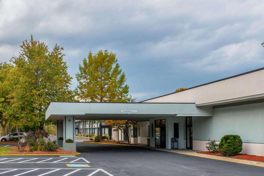 hotel image 13