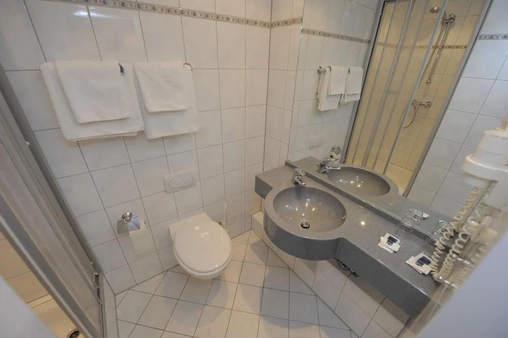 hotel image 10
