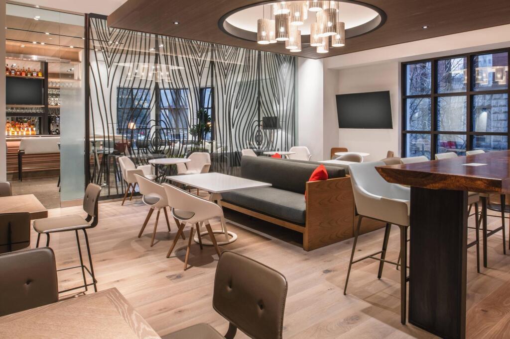 hotel image 10