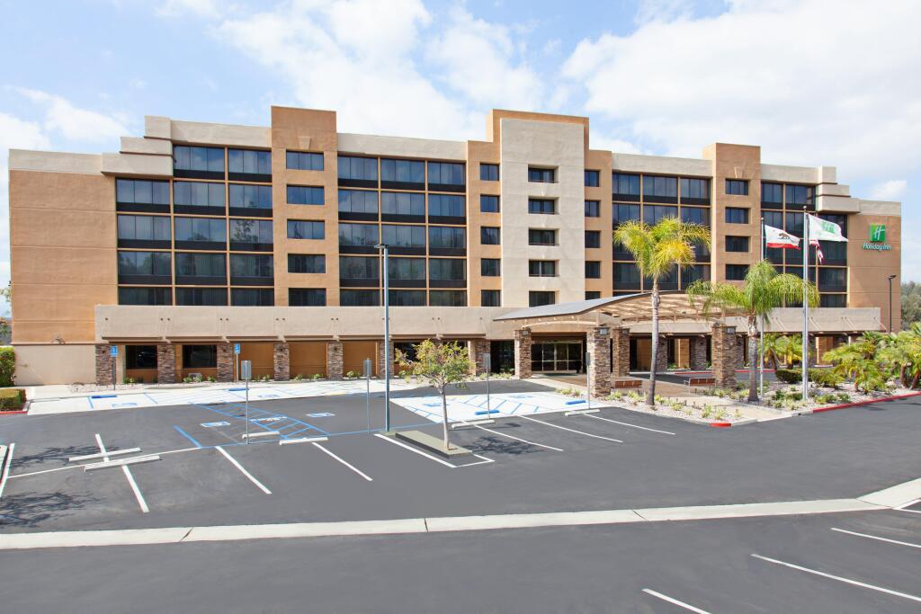 hotel image 11