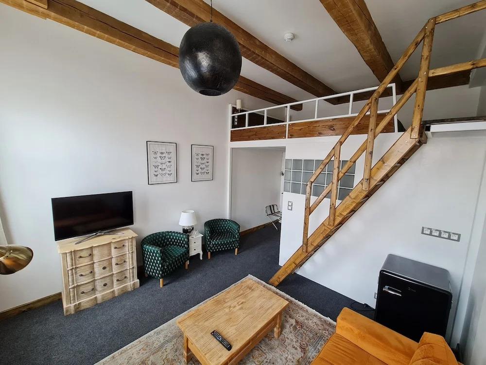hotel image 9