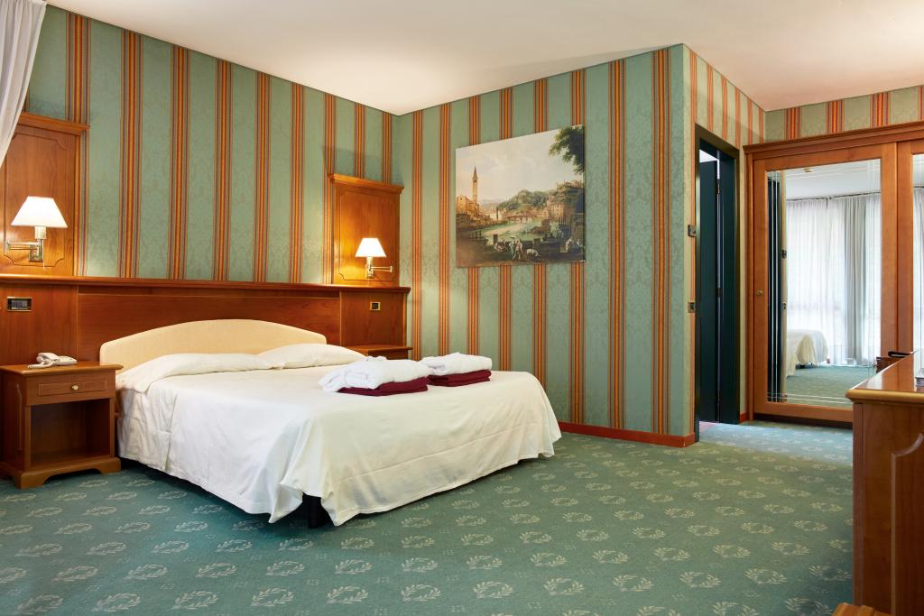 hotel image 32