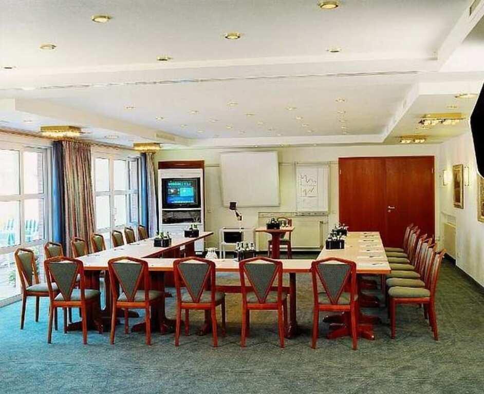 hotel image 10