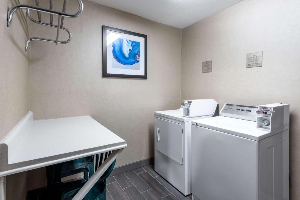 hotel image 16