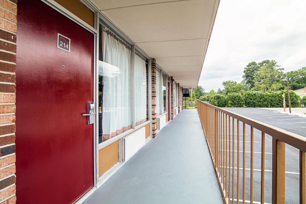 hotel image 8
