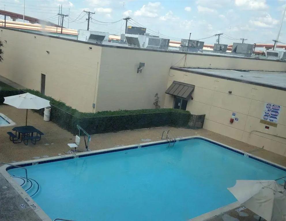 hotel image 16