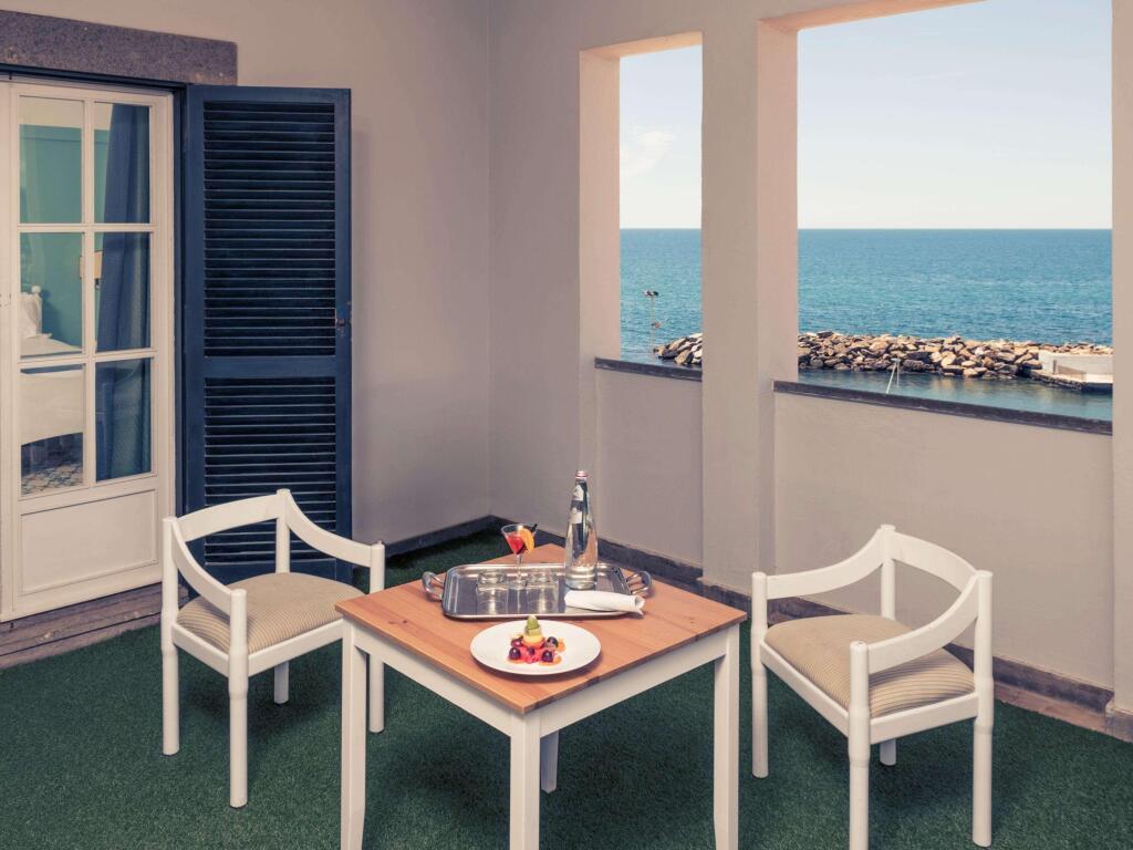 hotel image 13