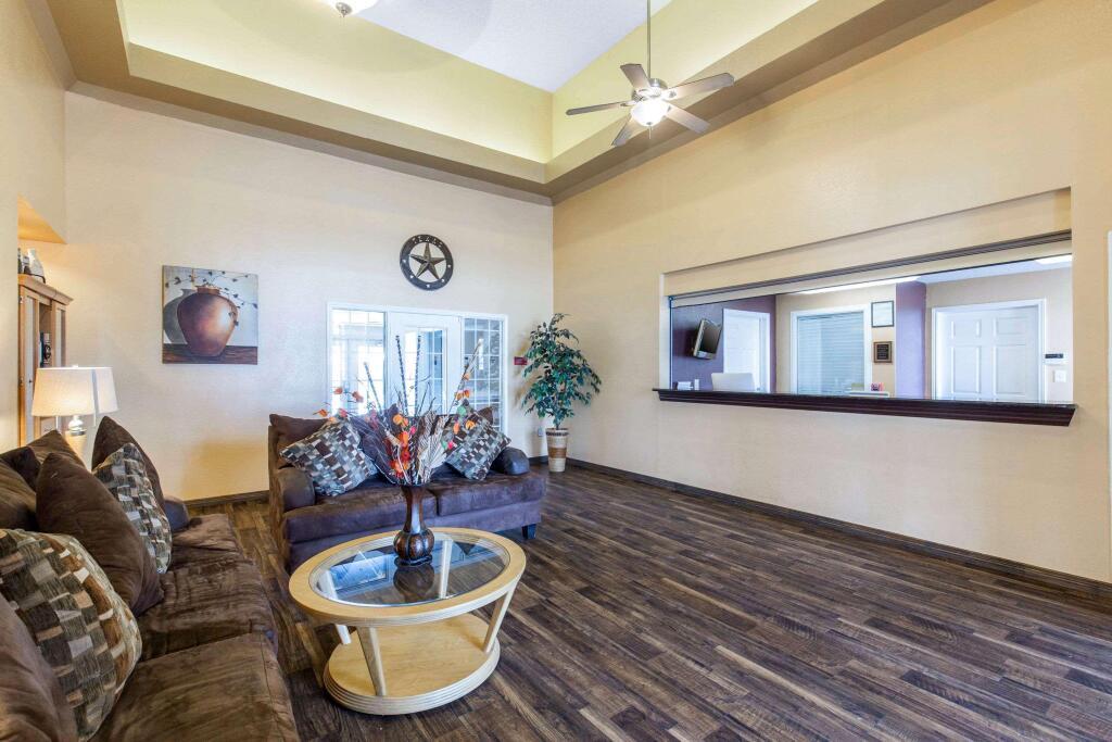 hotel image 13