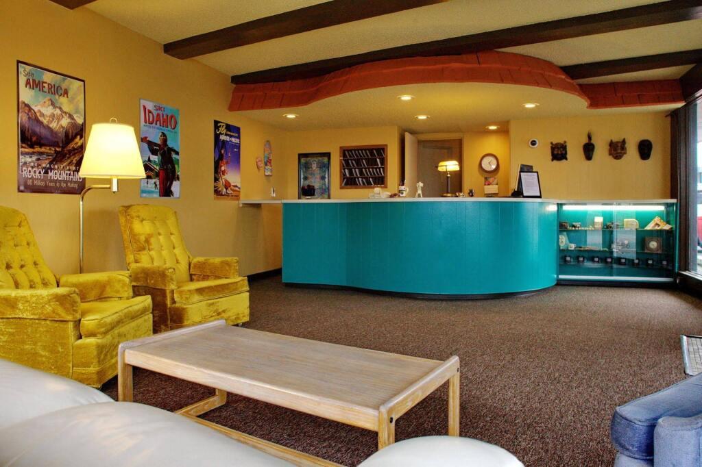 hotel image 9