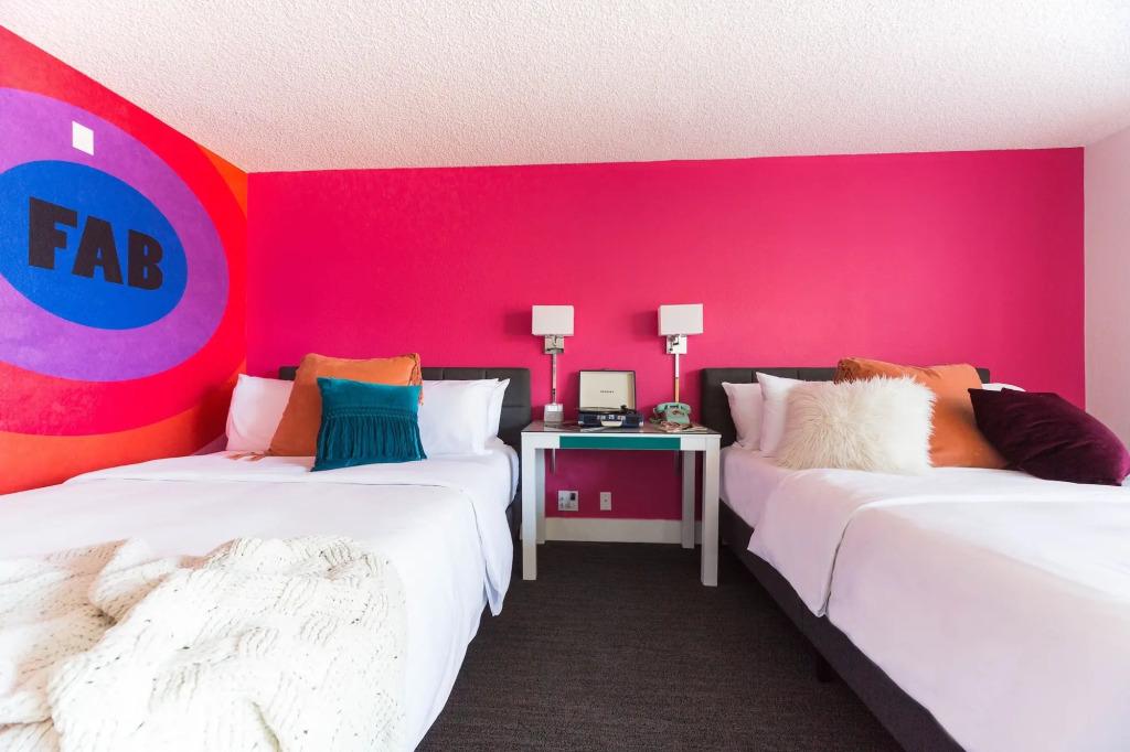 hotel image 12