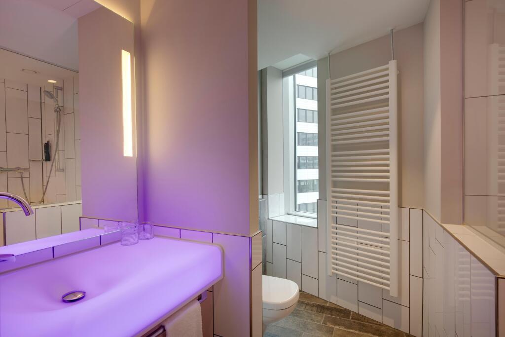 hotel image 16
