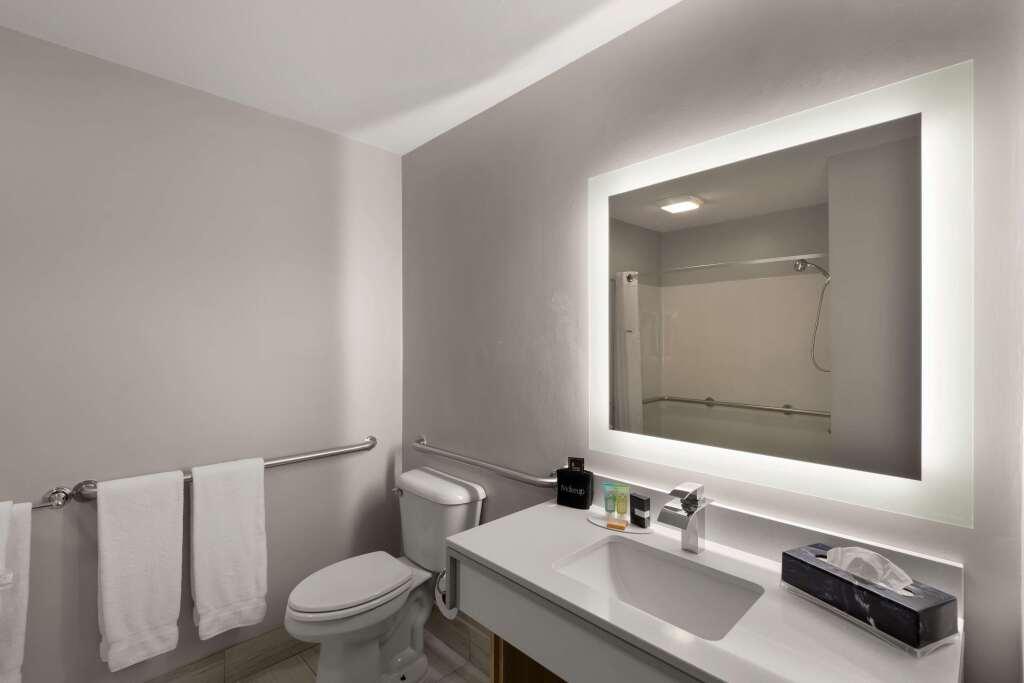 hotel image 16