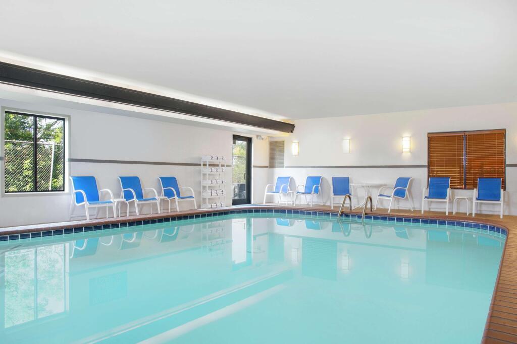 hotel image 9