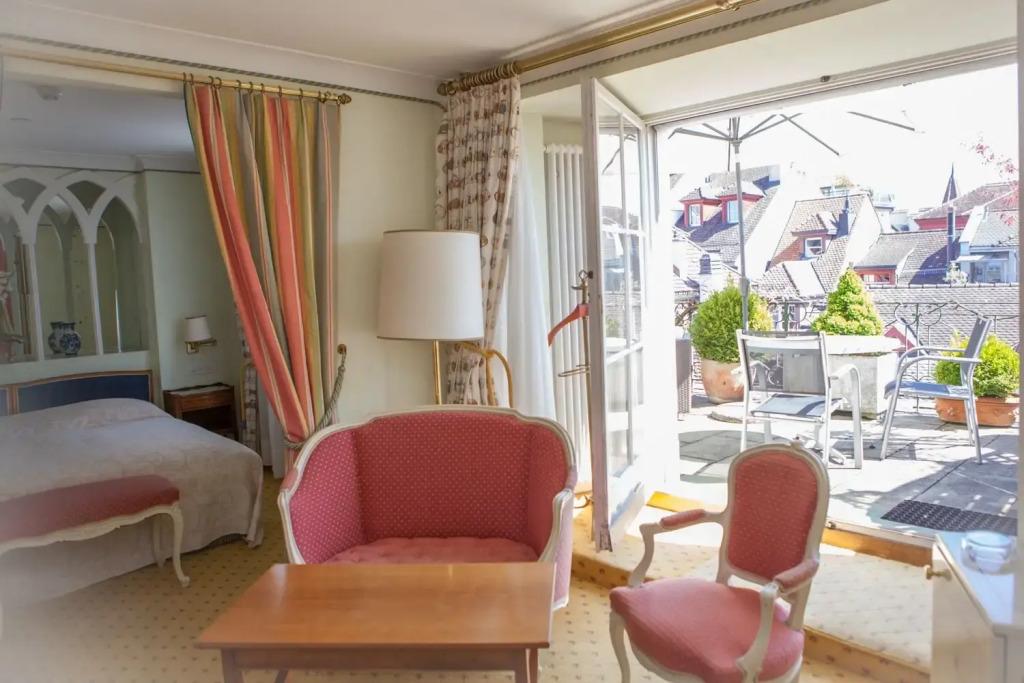 hotel image 10