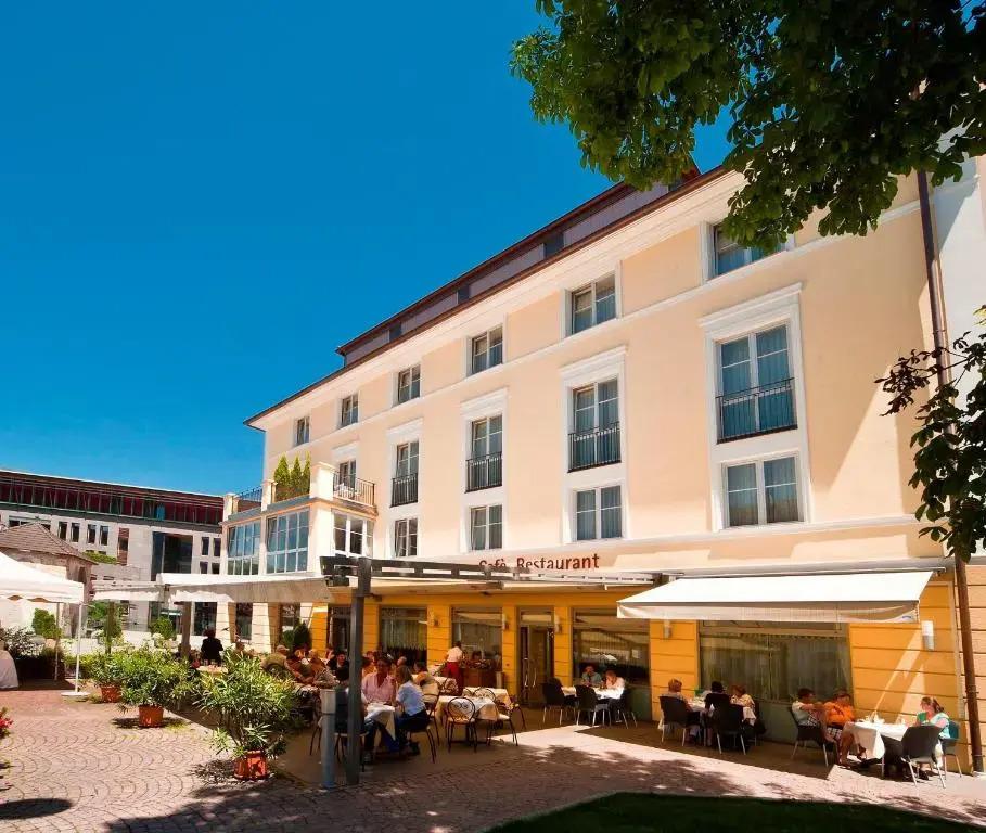 hotel image 13